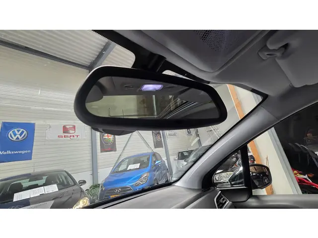 Peugeot 2008 1.2 PureTech Allure 2015 Benzine 32