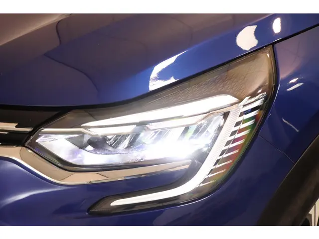 Renault Captur 1.0 TCe 90 techno 2023 Benzine 25