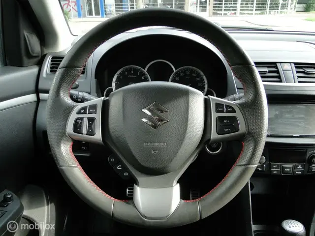 Suzuki Swift 1.6 Sport 2014 Benzine 11