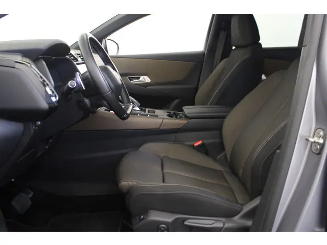 DS DS 7 Crossback 1.2 PureTech Business 2021 Benzine 8