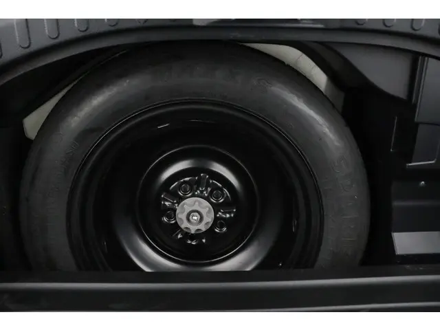 Toyota RAV4 2.5 Hybrid Style 2016 Hybride Benzine 33