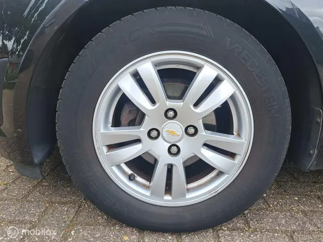 Chevrolet Aveo 1.2 LT/Airco/Cruise/Trkhk 2013 Benzine 11