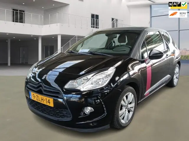 Citroën DS3 1.2 PureTech So Chic 2015 Benzine