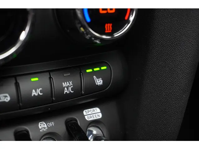 MINI Electric Cooper SE 2023 Elektrisch 15