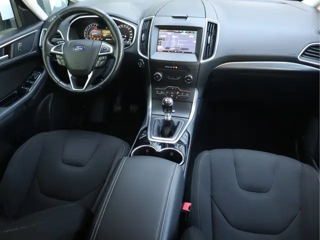 Ford S-Max 1.5 Titanium 2016 Benzine 3