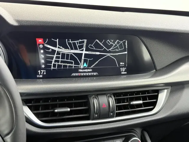 Alfa Romeo Stelvio 2.0 T AWD Super 2019 Benzine 37