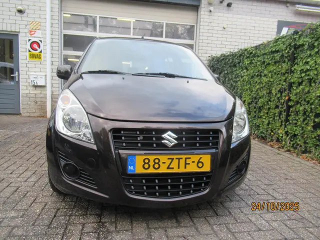 Suzuki Splash 1.2 Comfort 2013 Benzine 9