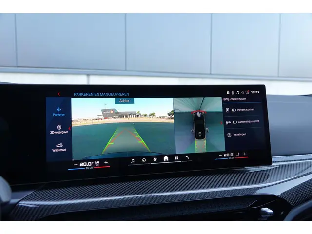 BMW M3 Touring xDrive Competition 2024 Benzine 29