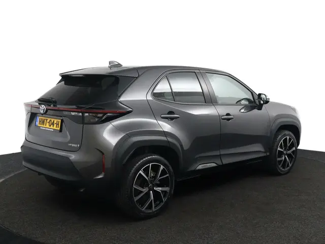 Toyota Yaris Cross 2