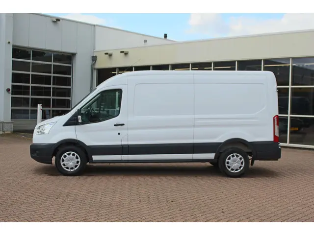 Ford Transit 350 2.0 TDCI L3H2 Trend 2019 Diesel 4