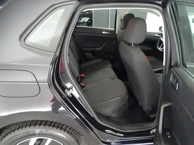 Volkswagen Polo 1.0 TSI Life M'23 2022 Benzine 47