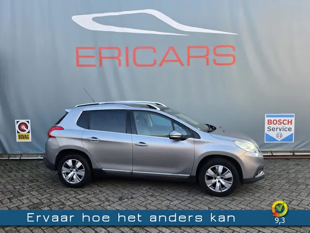 Peugeot 2008 1.2 PureTech Allure Pano, Navi 2016 Benzine