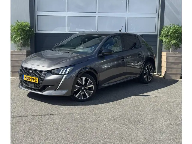 Peugeot 208 2
