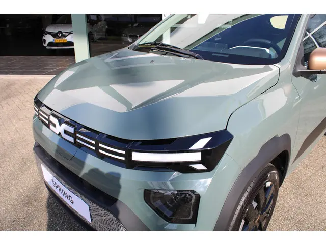Dacia Spring Extreme 65 26.8 kWh 2025 Elektrisch 4