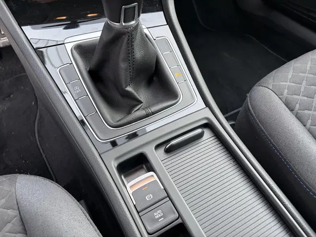 Volkswagen Golf Variant 1.0 TSI Highline 2018 Benzine 17