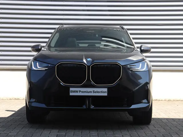 BMW X3 30e xDrive 2025 Hybride Benzine 3