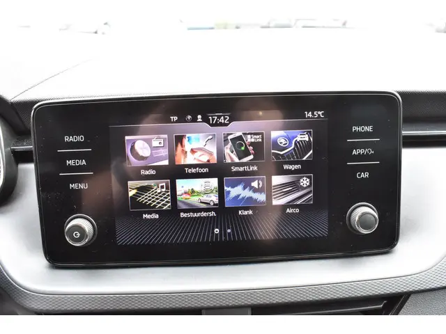 Škoda Kamiq 1.0 TSI Style 2021 Benzine 25