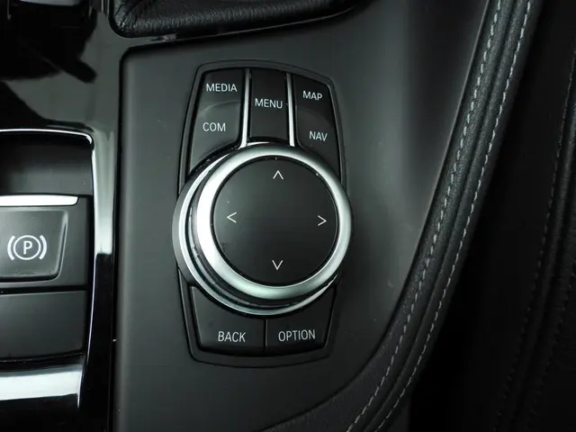 BMW X1 sDrive18i 2022 Benzine 21