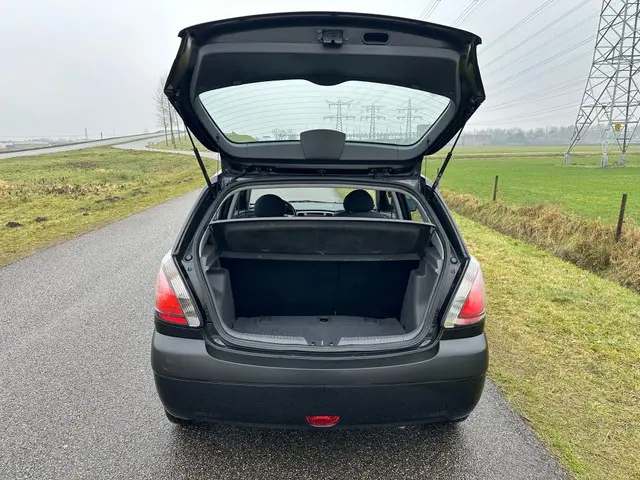 Kia Rio 1.4 X-pect NIEUWE APK | BEURT | AIRCO ! 2008 Benzine 16