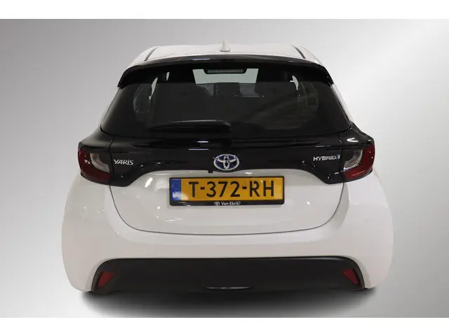 Toyota Yaris 1.5 Hybrid Active, 2023 Hybride Benzine 4