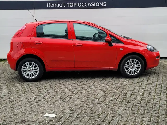 Fiat Punto Evo 0.9 TwinAir Edizione Cool 2016 Benzine 17