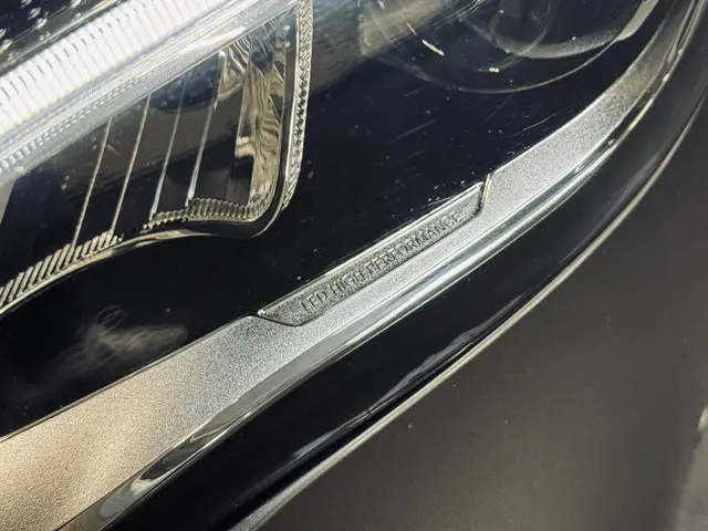 Mercedes-Benz GLA 180 AMG Line 2019 Benzine 29