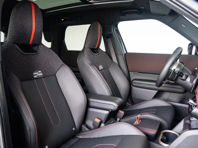 MINI Countryman JCW ALL4 2024 Benzine 9