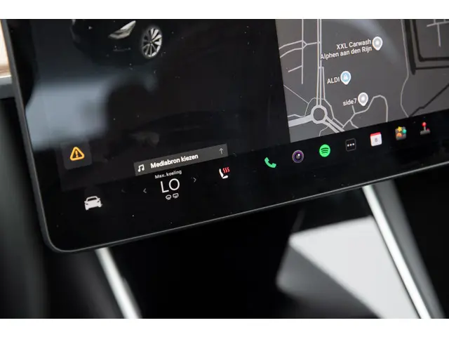 Tesla Model 3 Long Range AWD 75 kWh 2019 Elektrisch 41