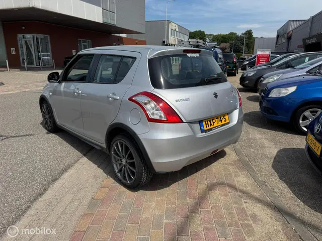 Suzuki Swift 1.2 Bandit EASSS 2012 Benzine 8