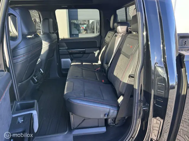 Ford F-150 USA Raptor R 5.2 V8 Supercharged 2024 Benzine 38