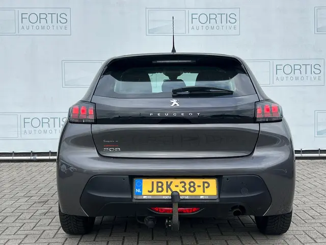 Peugeot 208 1.2 PureTech Allure Pack 2021 Benzine 17