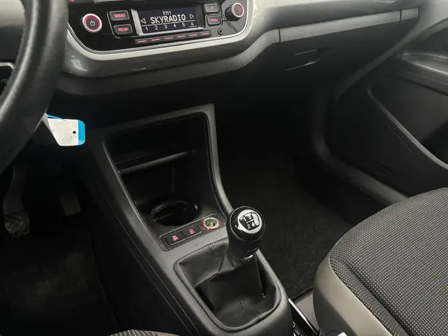 Volkswagen up! 1.0 high up! BlueMotion 2014 Benzine 21