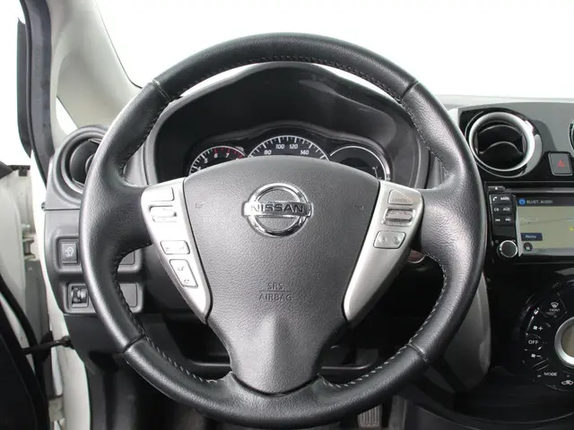 Nissan Note 1.2 Connect Edition 2015 Benzine 12