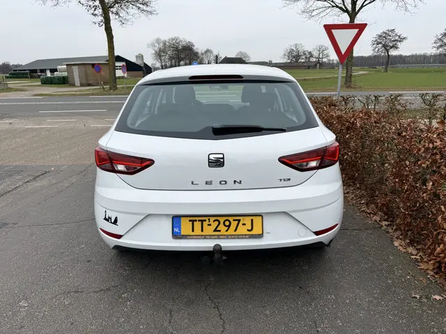 SEAT Leon 1.6 TDI Style 2017 Diesel 9