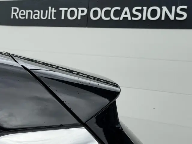 Renault Captur 1.3 140 techno 2023 Benzine 27