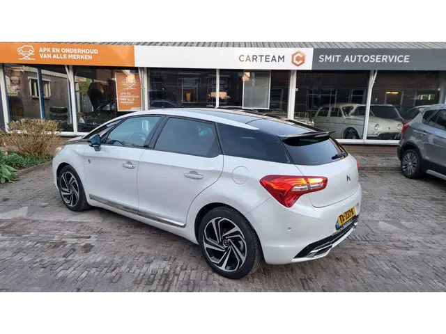 DS DS 5 1.6 THP Performance Line 2018 Benzine 45