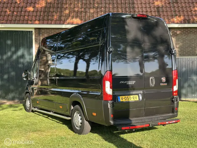 Fiat Ducato bestel 35H 2.3 MultiJet L4H3 2018 Diesel 26