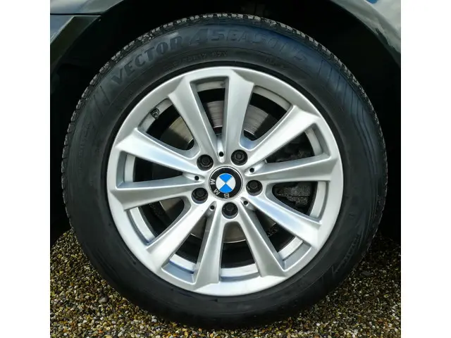 BMW 5 Serie 520i High Executive - NL Auto 2015 Benzine 28