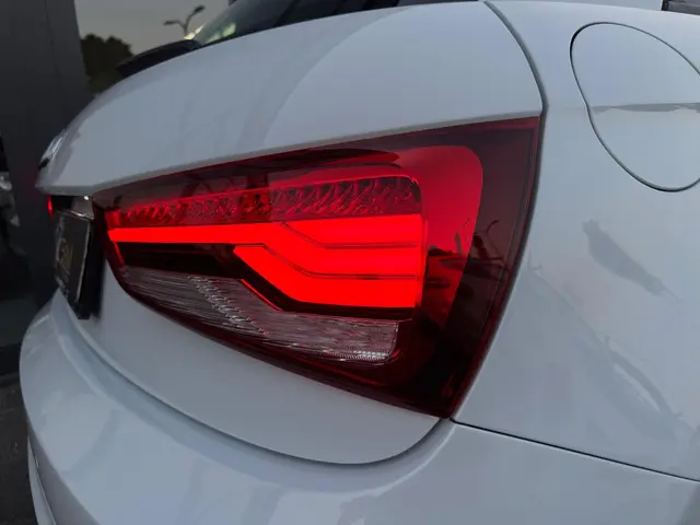 Audi A1 Sportback 1.0 TFSI Adrenalin 2017 Benzine 5