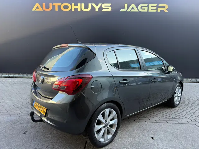 Opel Corsa 1.4 Edition 2017 Benzine 6