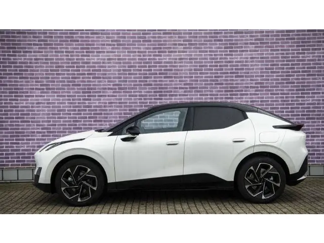 Lynk & Co 02 More 66 kWh 2025 Elektrisch 3