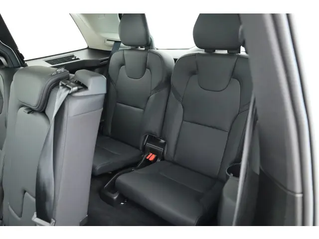 Volvo XC90 T8 Recharge Plus Bright 2024 Hybride Benzine 21