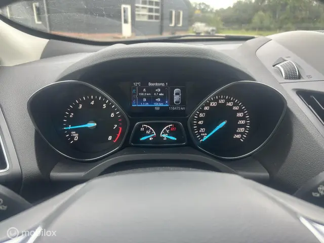 Ford Kuga 1.5 Titanium 2016 Benzine 6