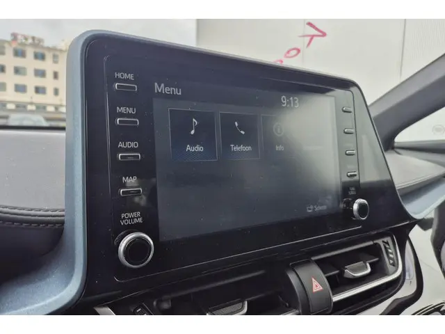 Toyota C-HR 1.8 Hybrid Dynamic 2021 Hybride Benzine 15