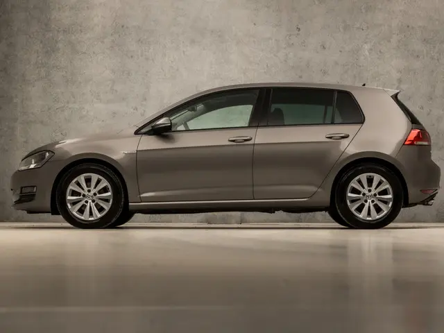 Volkswagen Golf 1.0 TSI Sportline 2015 Benzine 2