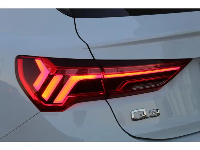 Audi Q3 35 TFSI Advanced edition 2024 Benzine 36