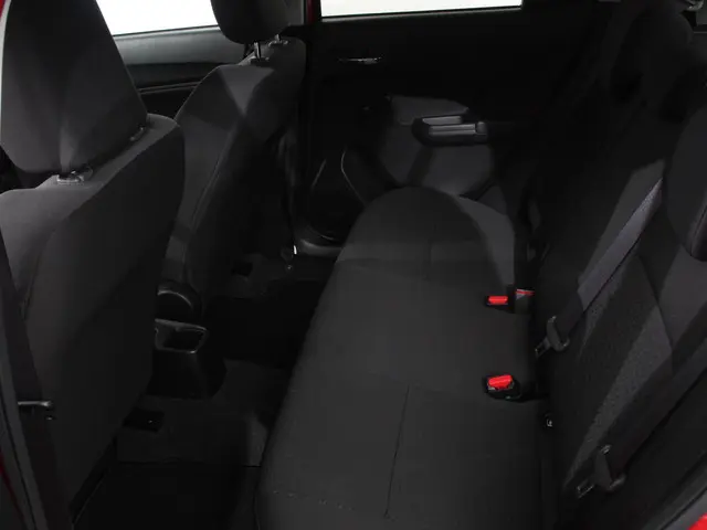 Suzuki Swift 1.2 Select 2019 Benzine 24