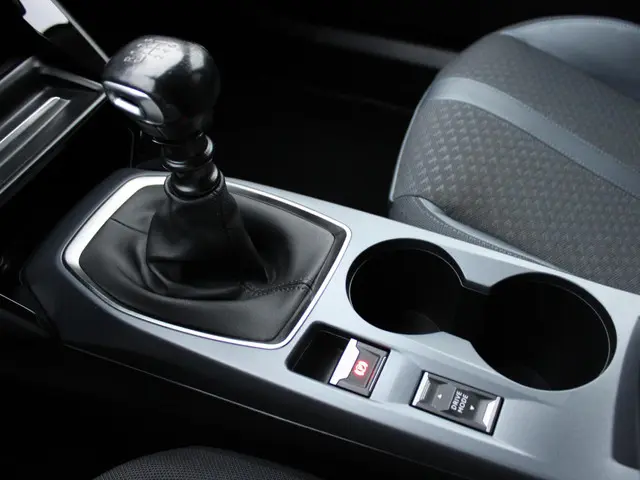 Peugeot 2008 1.2 PT Blue Lease Allure 2020 Benzine 24