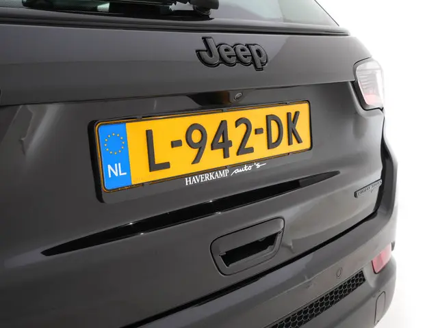 Jeep Compass 1.3T Night-Eagle 2021 Benzine 24
