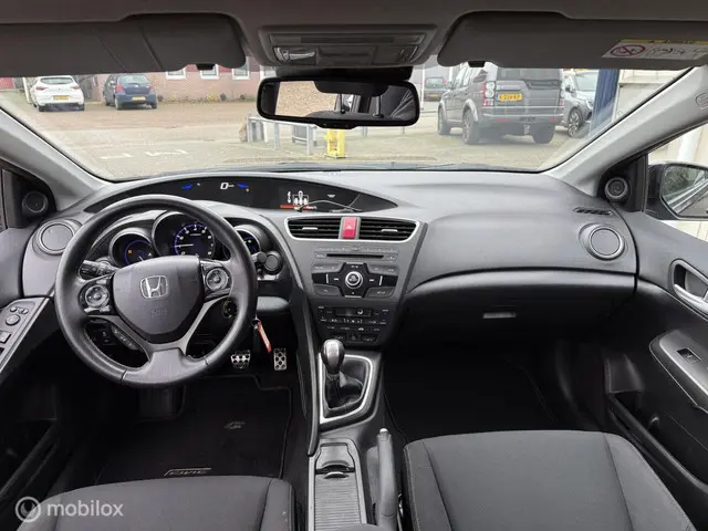 Honda Civic 1.8 Sport 2015 Benzine 8